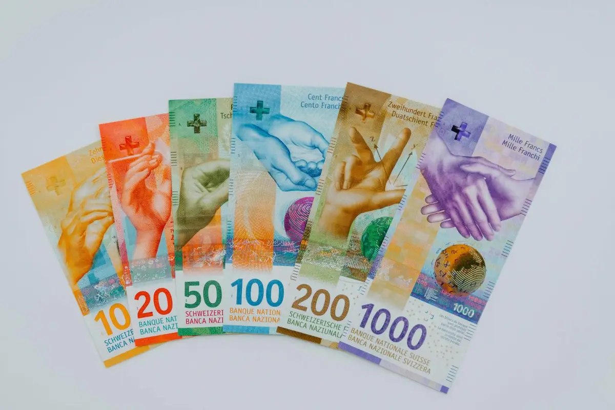 AllUnity da Alemanha lança stablecoin regulamentada atrelada ao franco suíço seguro