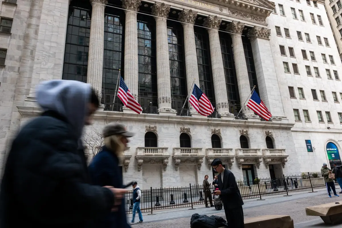Wall Street avança em ações tokenizadas, mas instituições hesitam em negociá-las