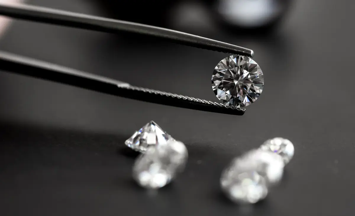 Ripple apoia tokenização de diamantes de $280 milhões nos Emirados Árabes Unidos