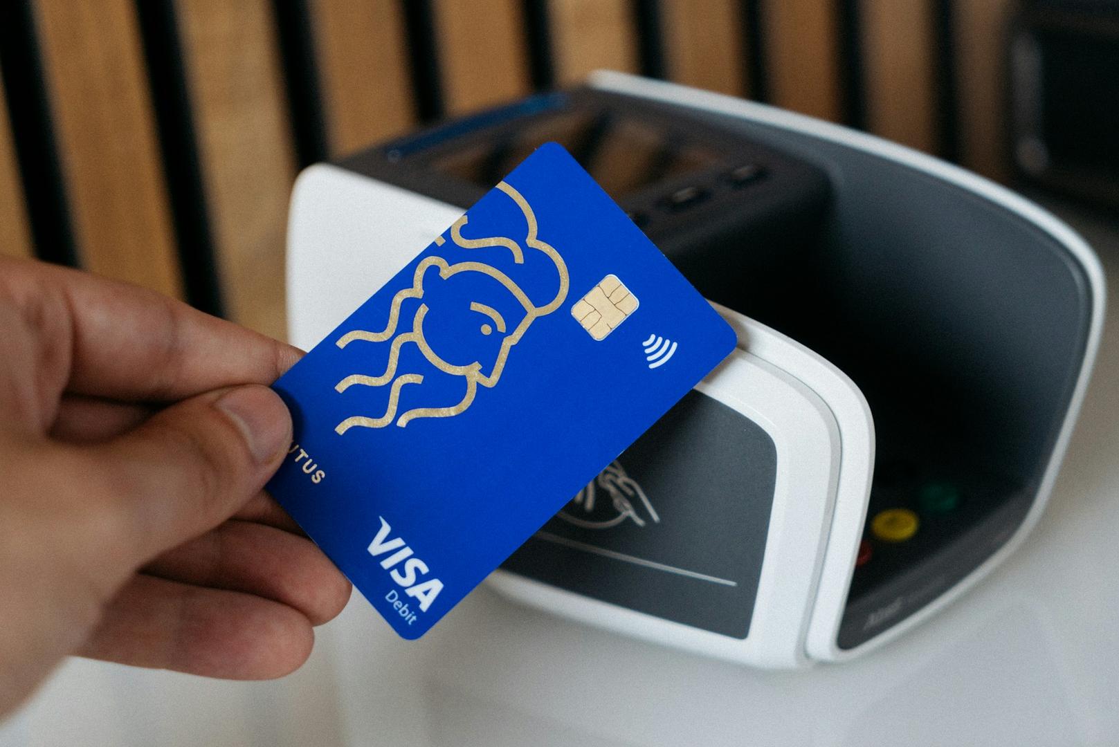Hack de Cartão Cripto de US$ 1,1 Milhão Derruba Token de Neobank em 49%