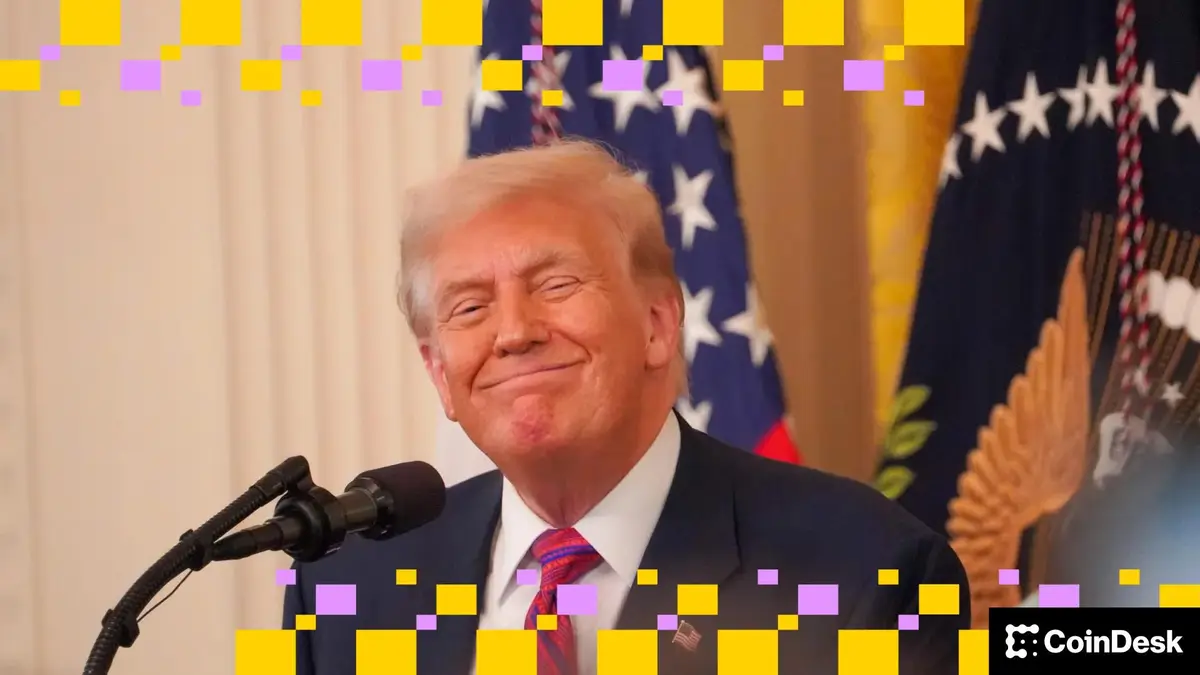 Preço do Bitcoin cai após Trump aumentar tarifa mundial para 15% apesar de decisão da Suprema Corte