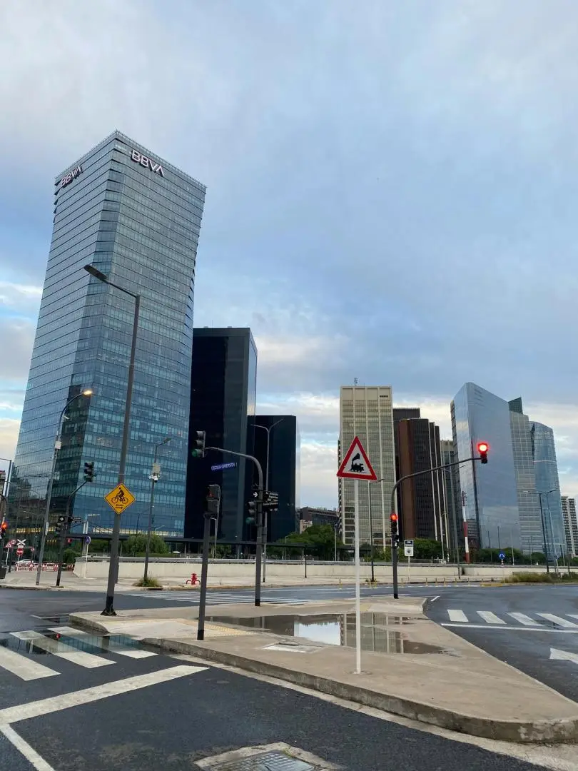 Bancos da UE Desenvolvem Stablecoin Lastreada em Euro e Dialogam com Exchanges de Cripto