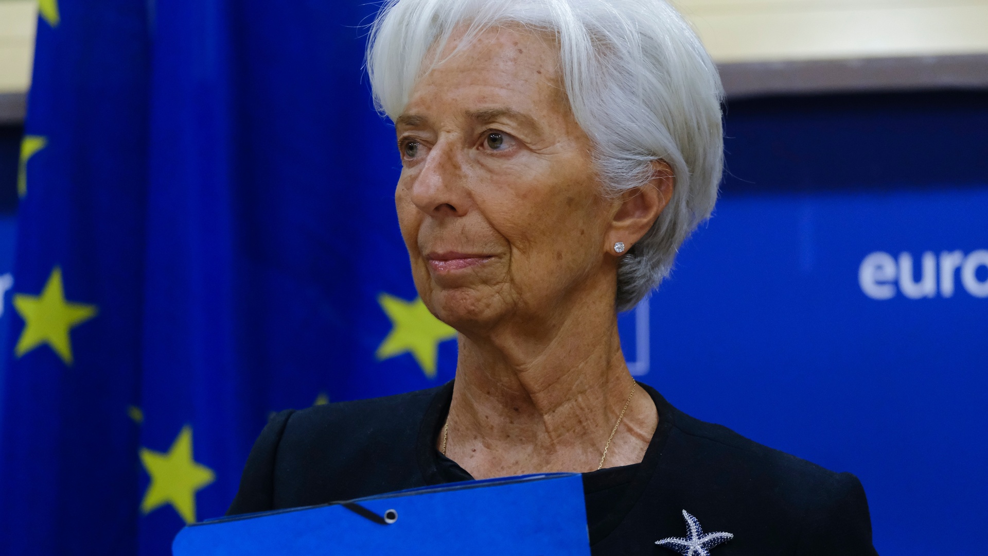 Lagarde vetou entrada da Binance na UE por receio de domínio de stablecoins